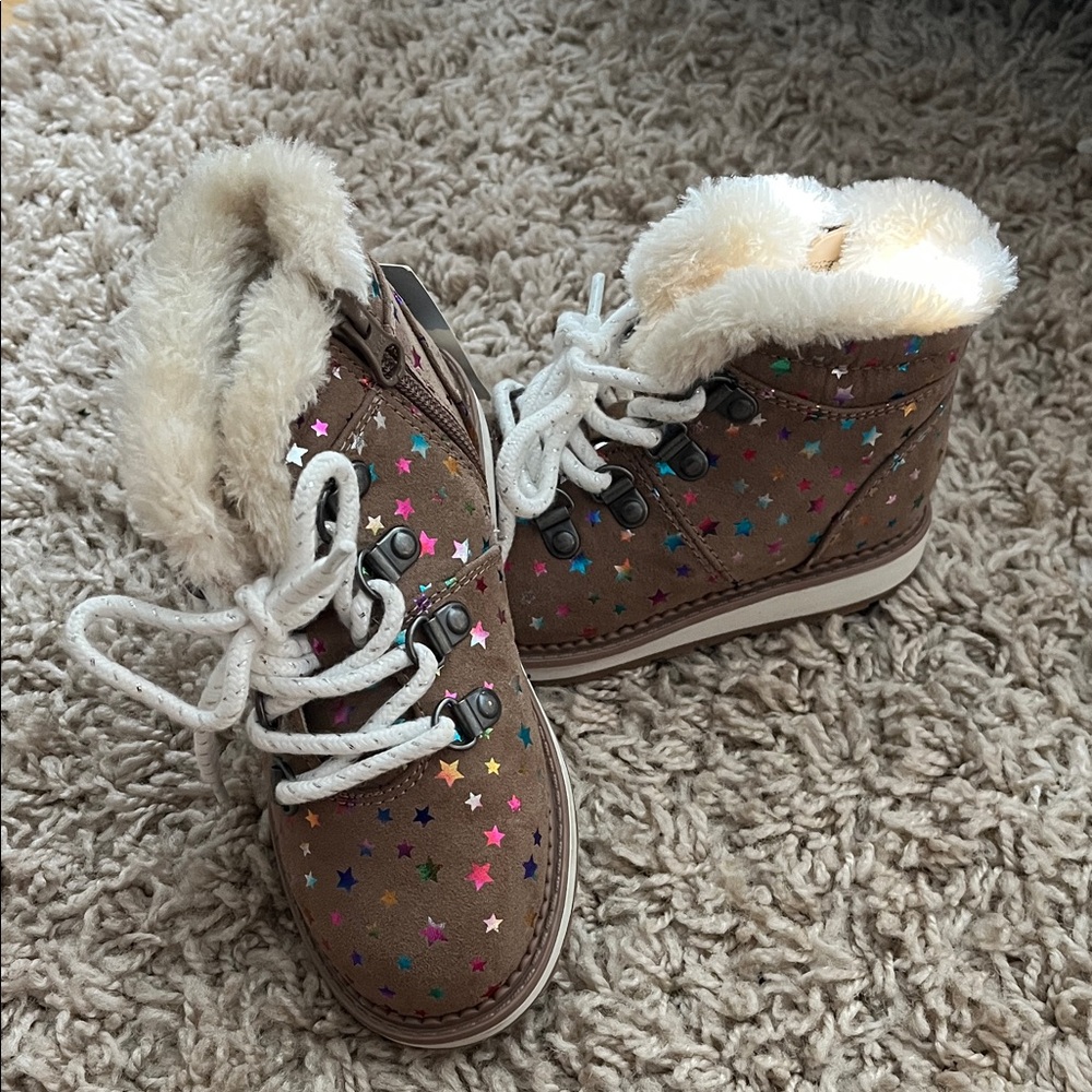 Cozy Brown Kids Boots with Colorful Stars